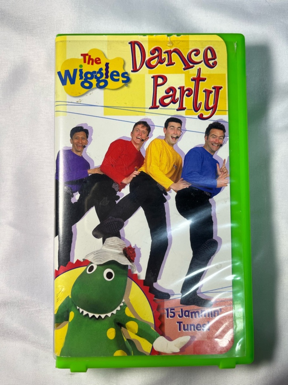The Wiggles Dance Party VHS Vintage 2000 Green Shell Case 15 Songs Kids Y2K